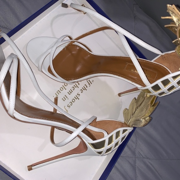 Shoes - Picture 2 of 4